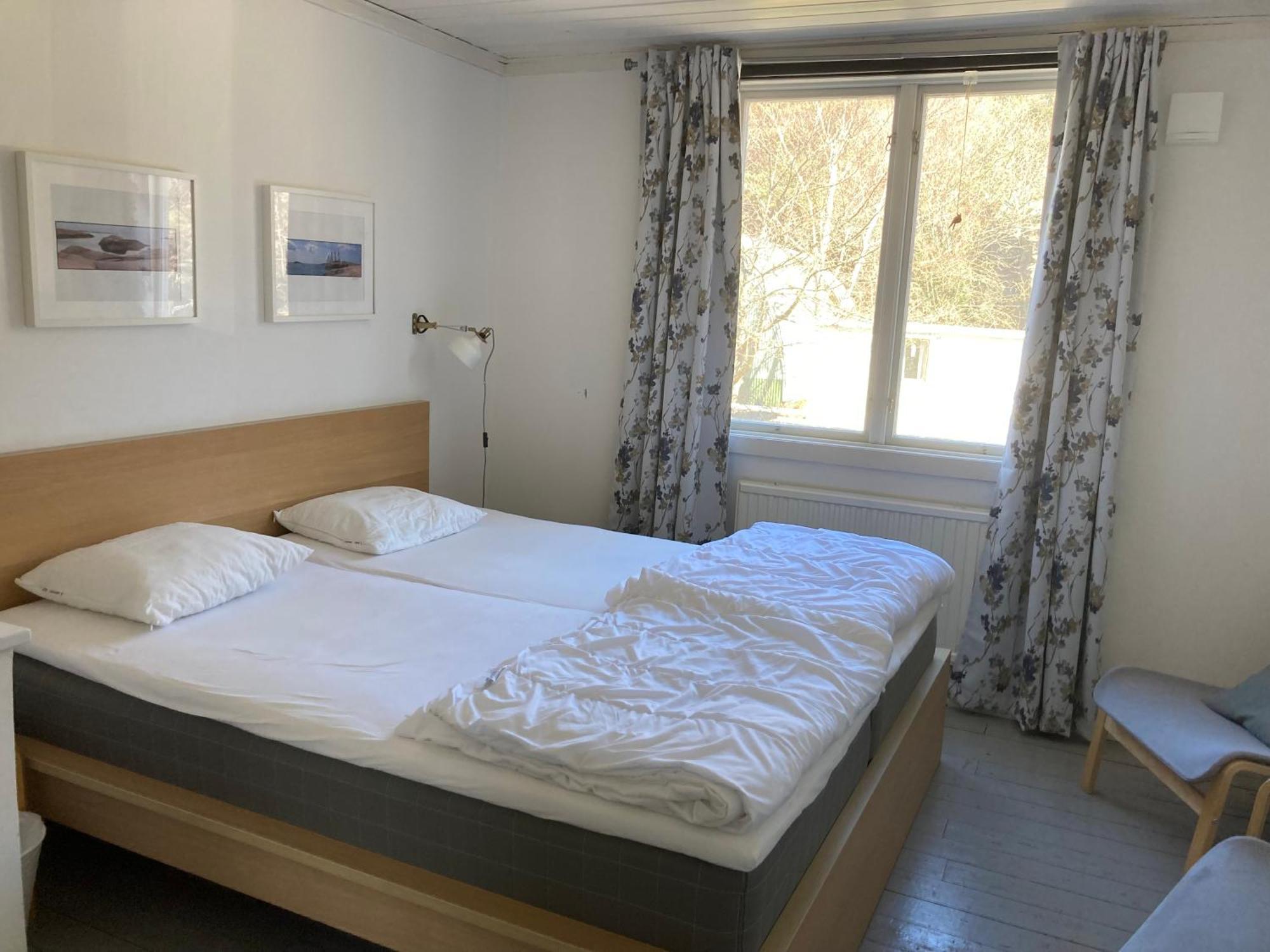 Kustnaera Vandrarhem Hamburgsund Luaran gambar