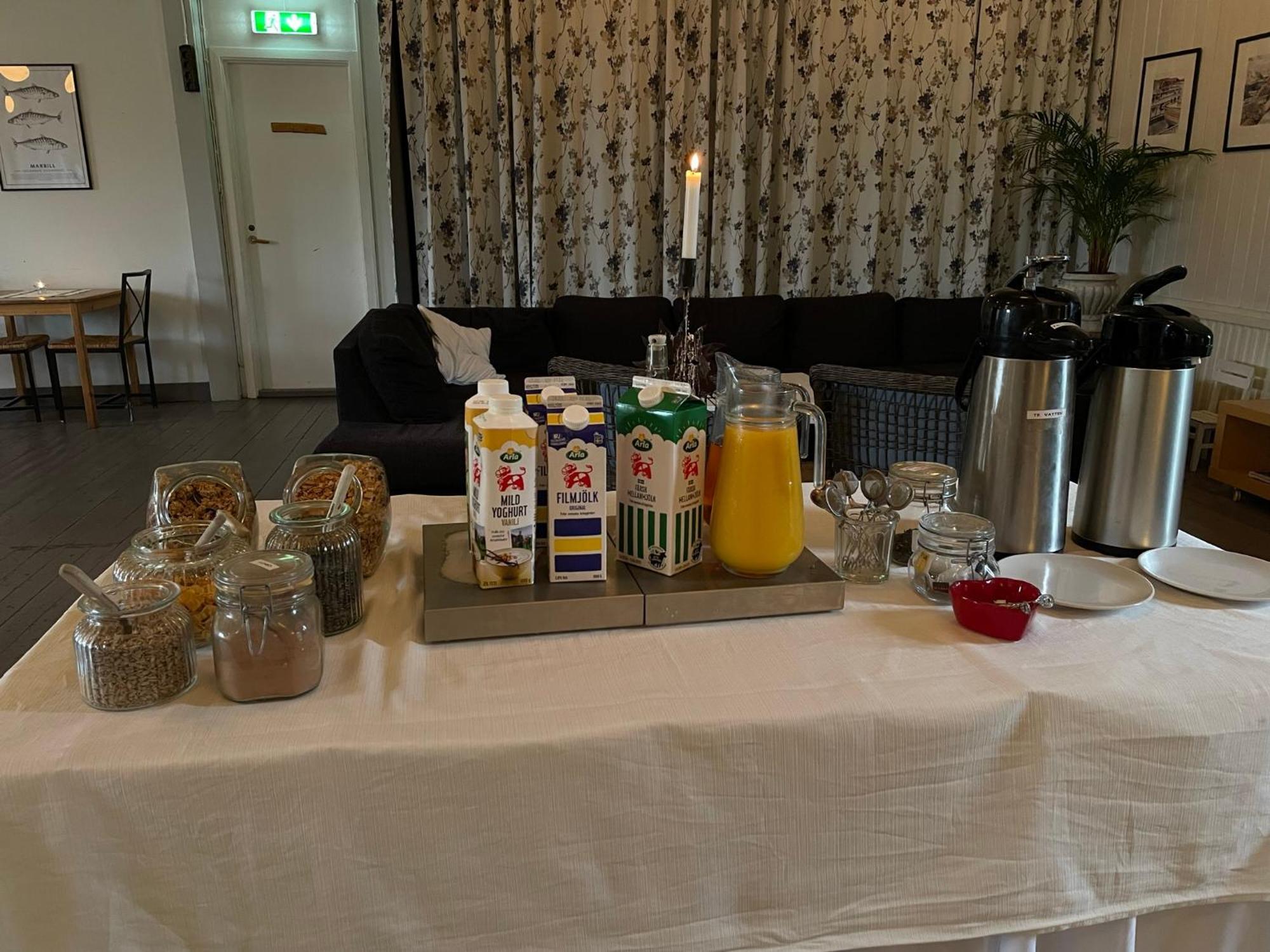 Kustnaera Vandrarhem Hamburgsund Luaran gambar