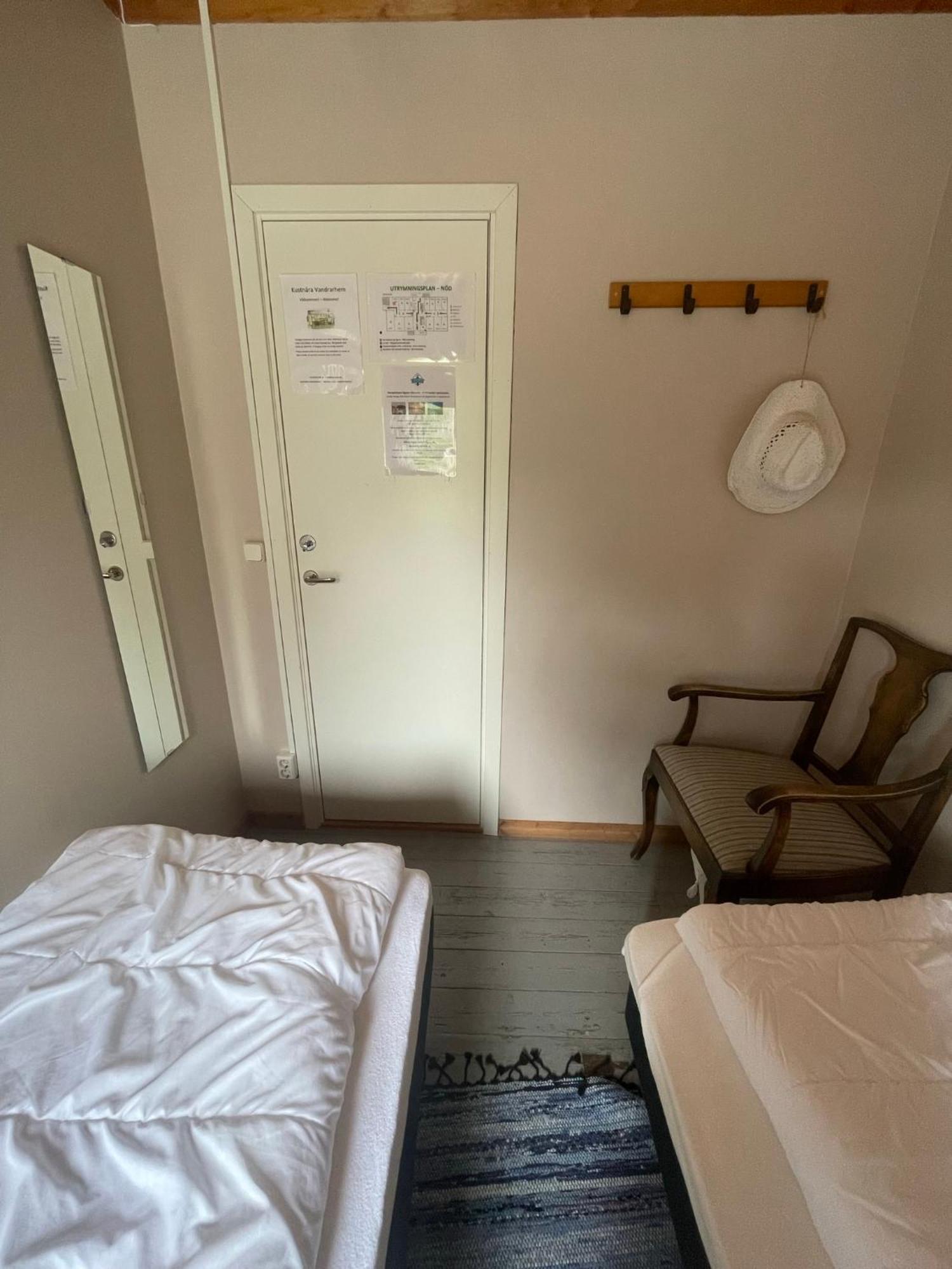 Kustnaera Vandrarhem Hamburgsund Luaran gambar